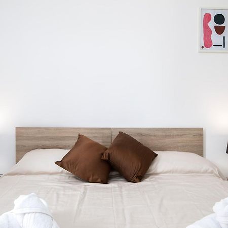 Saint Julian's Sea View Apartment 2 Bedrooms 2 Bathrooms, 2 Minutes Away From The Sea מראה חיצוני תמונה