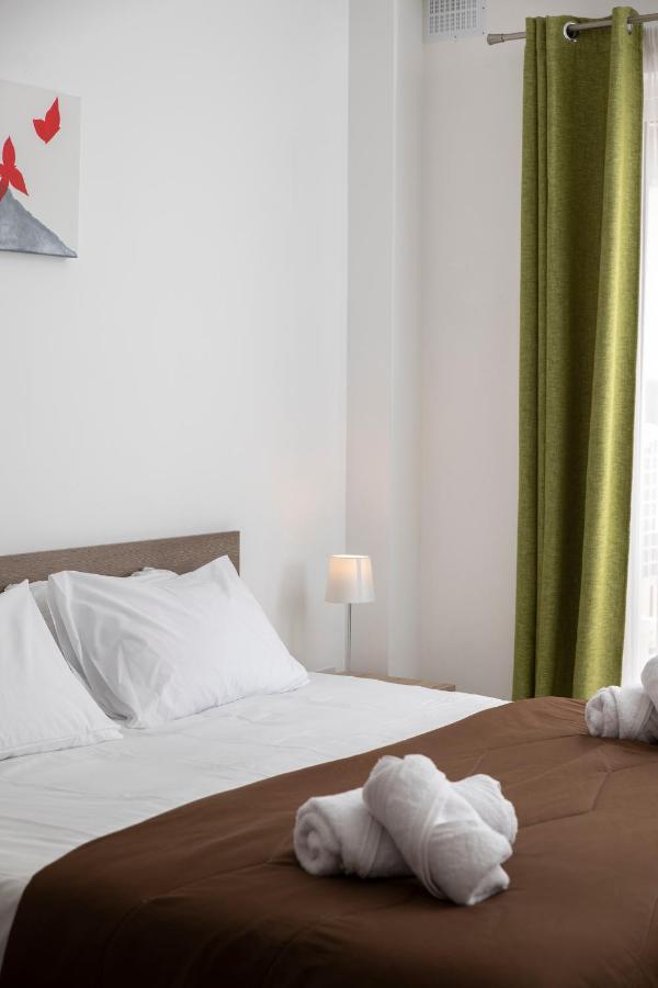 Saint Julian's Sea View Apartment 2 Bedrooms 2 Bathrooms, 2 Minutes Away From The Sea מראה חיצוני תמונה