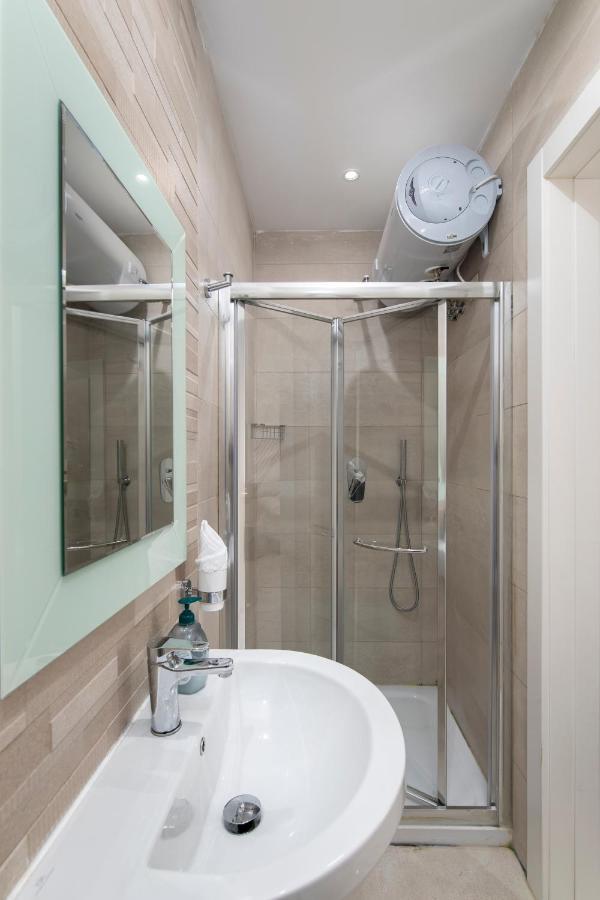 Saint Julian's Sea View Apartment 2 Bedrooms 2 Bathrooms, 2 Minutes Away From The Sea מראה חיצוני תמונה